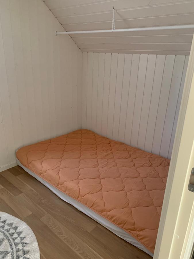 Sjarmerende Gjestehus Med Stor Hage I Sandvika Extérieur photo